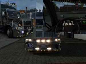 Мод Peterbilt 579 Tuned версия 1.0 для Euro Truck Simulator 2 (v1.28.x)