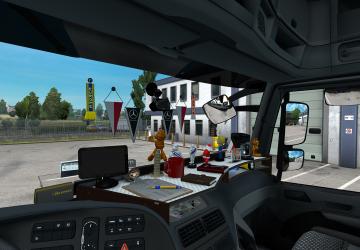 Мод Table & wind-shield set for Actros MP3 v1.11 для Euro Truck Simulator 2 (v1.35.x, - 1.39.x)