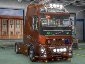 Мод Volvo FH16 Accessories + Interior версия 3.1 для Euro Truck Simulator 2 (v1.25.x, 1.26.x)